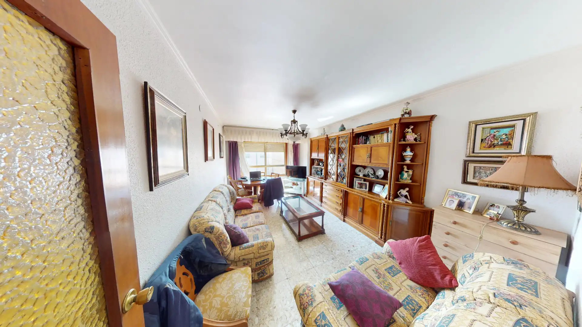 Wohnzimmer von Wohnung zum Verkauf in Alicante / Alacant mit Möbliert und Balkon