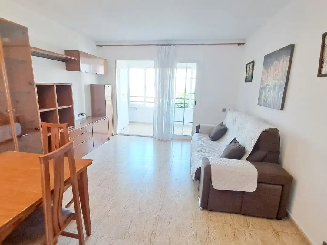 Piso con piscina en venta en Carrer Santa Victoria 11, imagen 3
