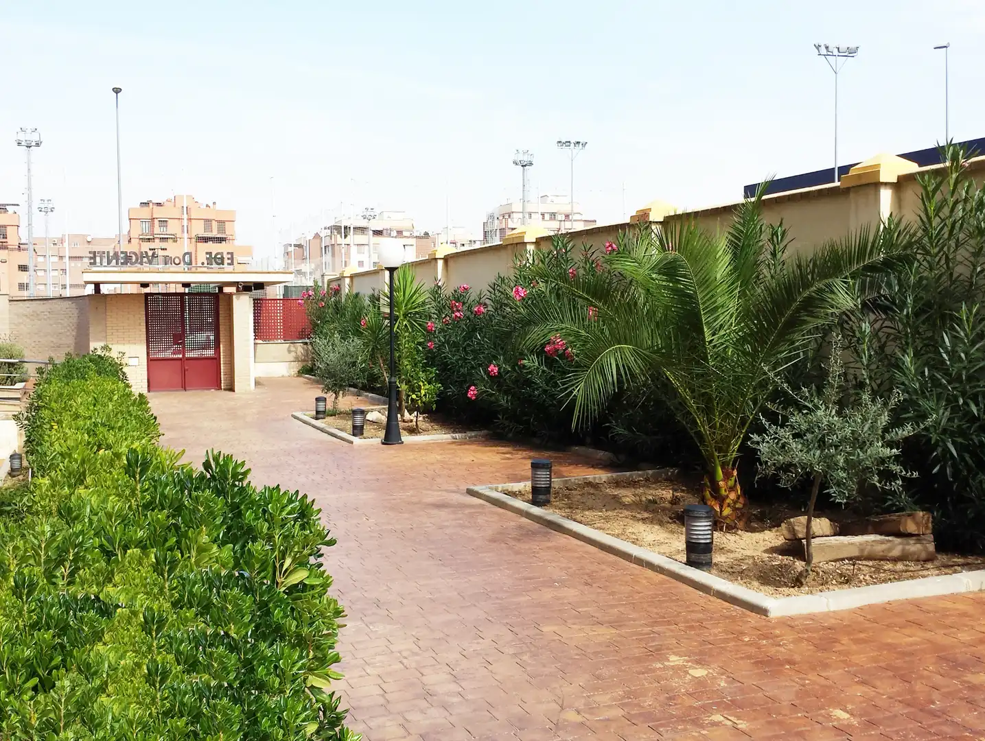 Flat with terrace to rent in Calle la Palmita 12, imagen 2