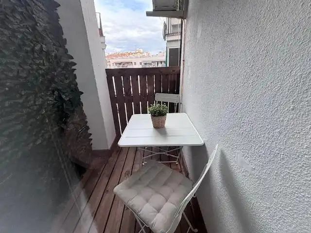 Piso en venta en Avenida Gran Via de les Corts Catalanes, Hostafrancs
