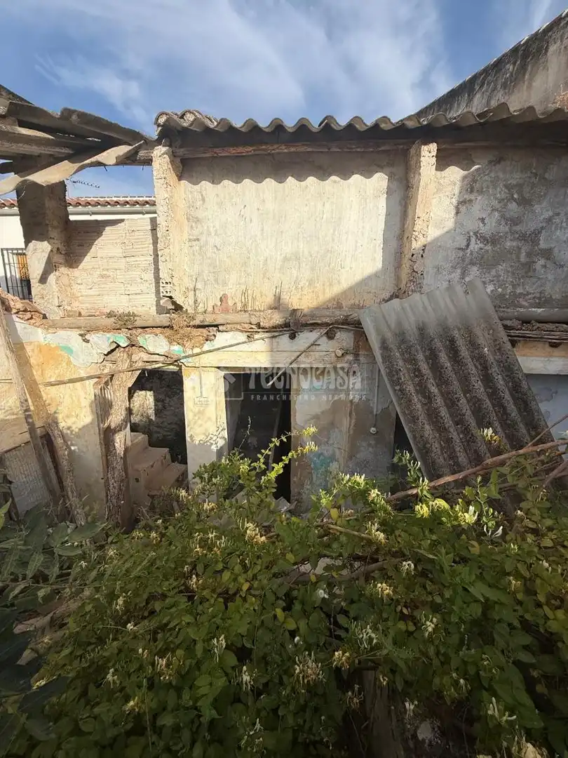 Exterior view of Detached homes for sale in Loja  with Storage room