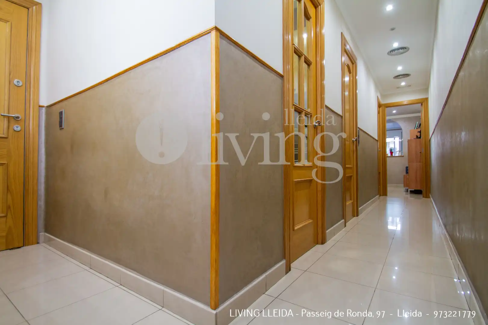 Flat for sale in Lleida  with Air Conditioner, Heating and Furnished