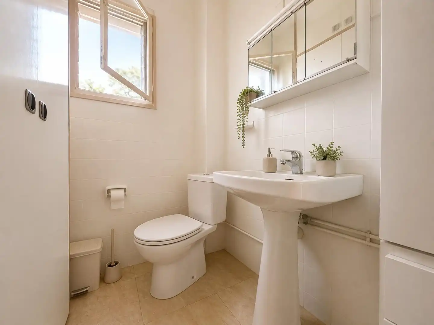 Baño de Piso en venta en Sabadell con Aire acondicionado, Calefacción y Balcón