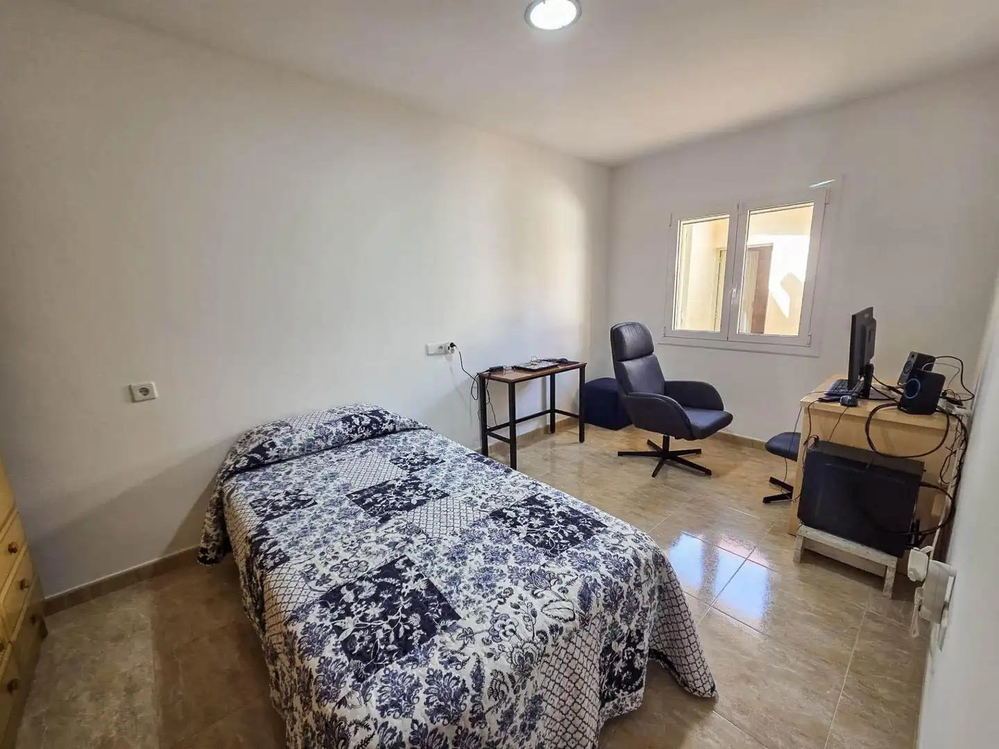 Habitación de Casa adosada en venta en Vilanova del Camí con Calefacción, Terraza y Trastero