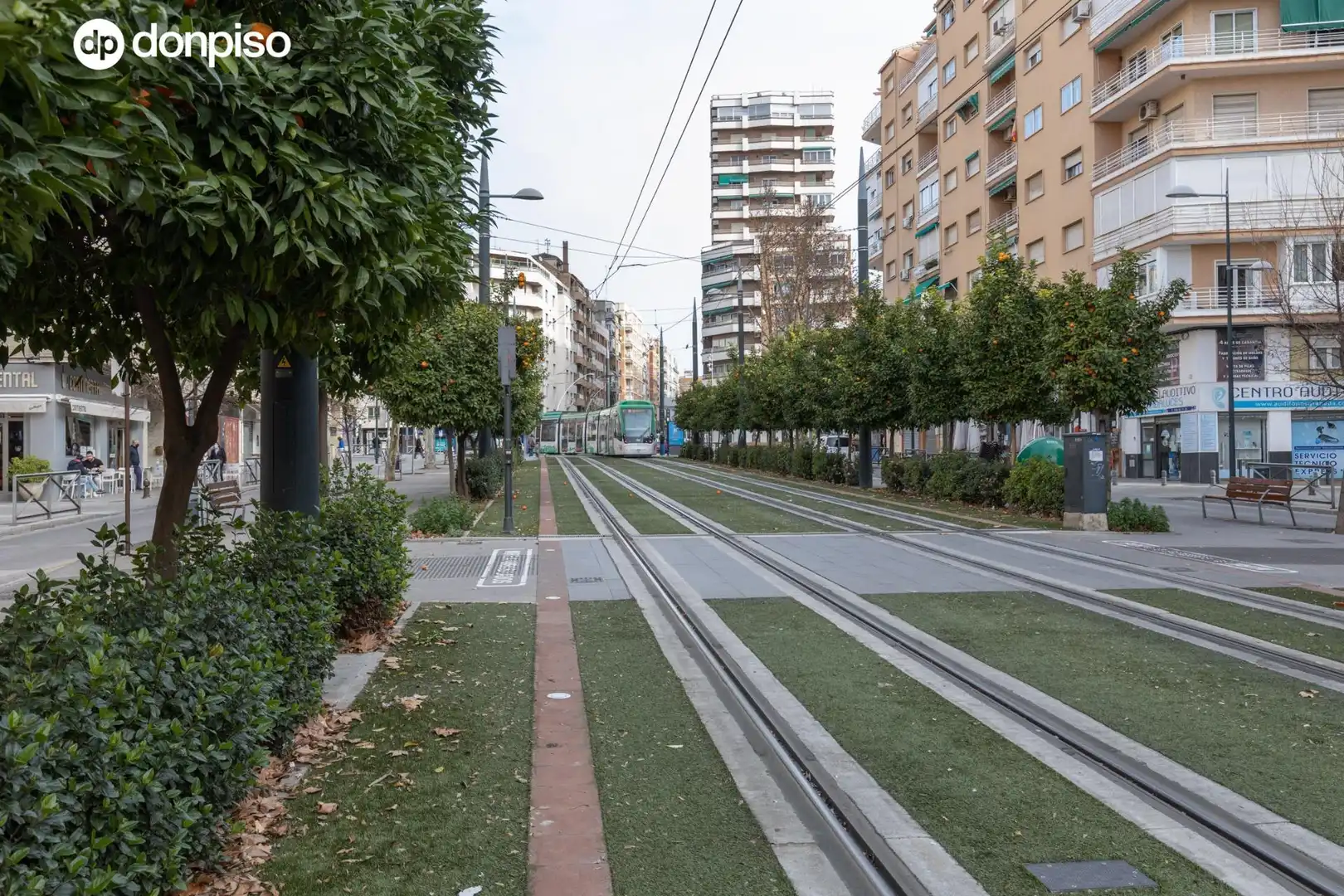 Vista exterior de Pis en venda en Granada