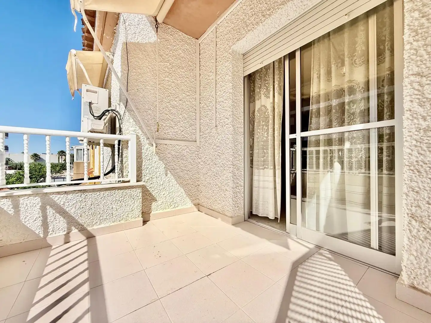 Balcony of Detached homes for sale in San Pedro del Pinatar  with Air Conditioner, Private garden and Terrace