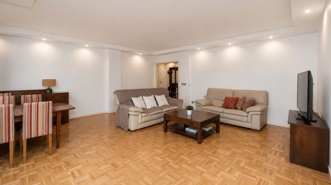 Foto 3 de Piso en venta en Calle Volturno, Prado de Somoaguas, Pozuelo de Alarcón