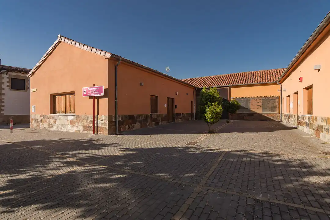 Vista exterior de Casa adosada en venta en Berbinzana con Trastero