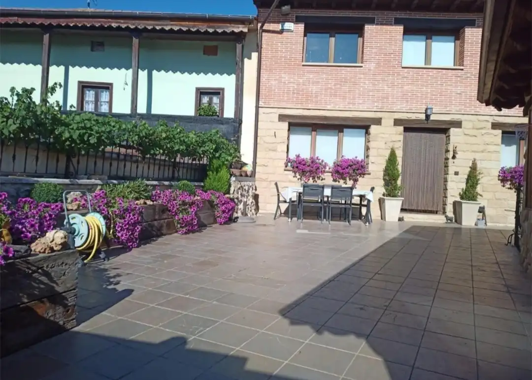 Terrasse von Haus oder Chalet zum Verkauf in Medina de Pomar mit Heizung und Privatgarten