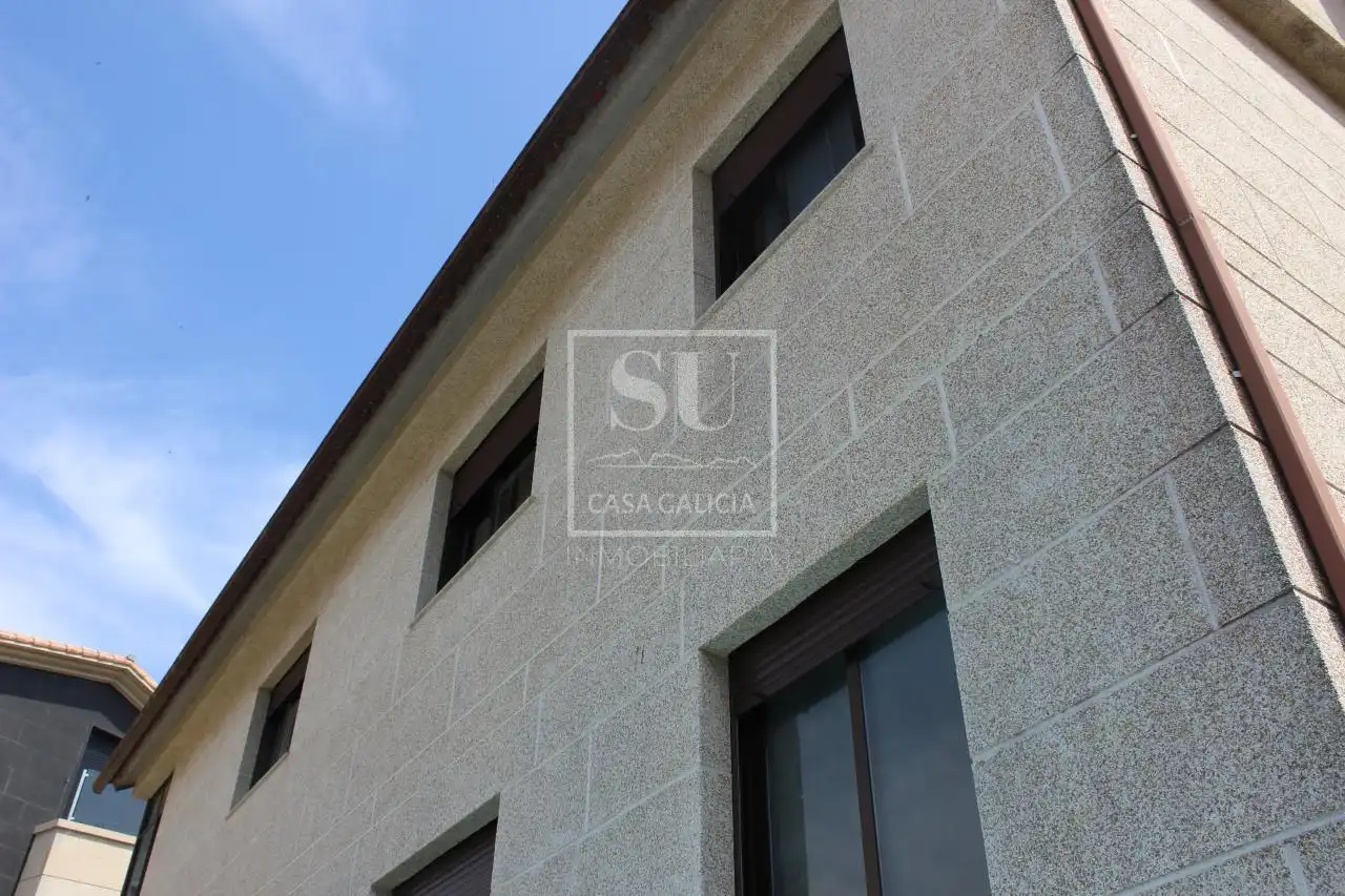 Vista exterior de Casa o xalet en venda en Baiona amb Calefacció i Jardí privat