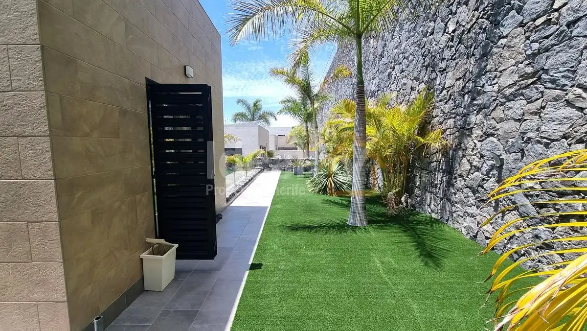 Detached house with pool for sale in Costa Adeje, imagen 45