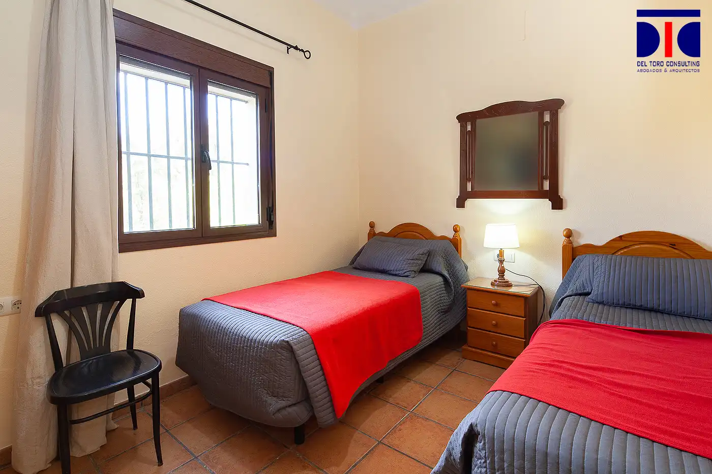 Habitación de Finca rústica en venta en Fuenteheridos con Aire acondicionado, Calefacción y Jardín privado
