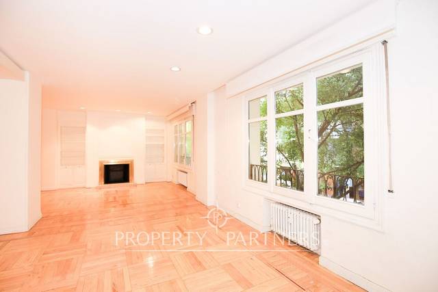 Apartamento en Alquiler en Calle Gutiérrez Solana en El Viso