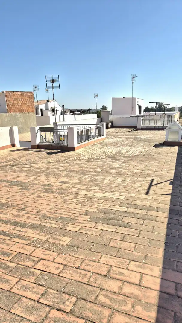 Terraza de Casa adosada en venta en Alcolea del Río con Alarma