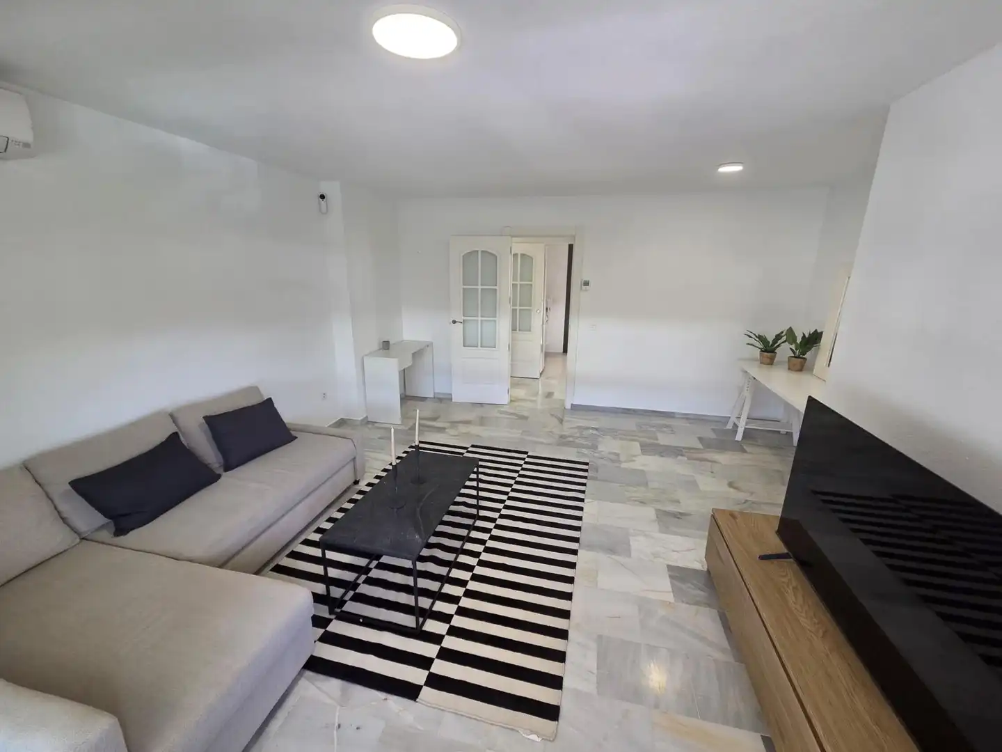 Living room of Flat for sale in Fuengirola  with Terrace