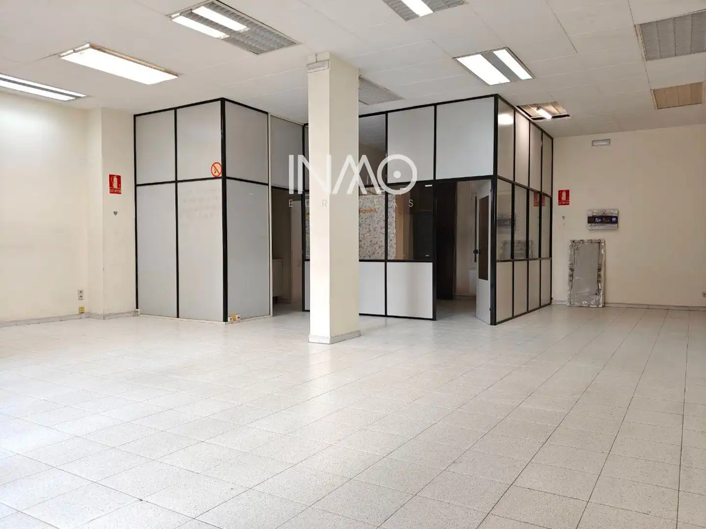 Locale commerciale in affitto a Llobateras, imagen 9