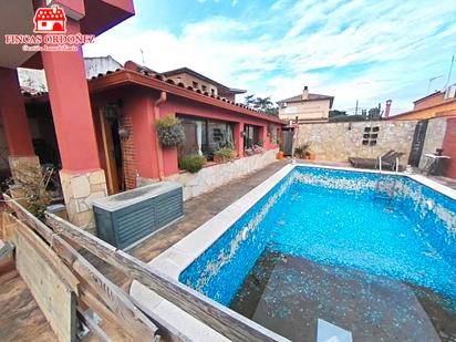 Piscina de Casa o xalet en venda en Sant Andreu de la Barca amb Piscina i Jacuzzi