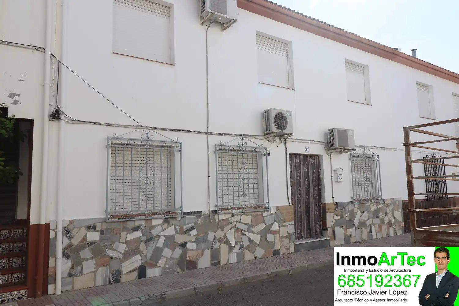 House with garden for sale in Calle San Francisco de Íllora 24