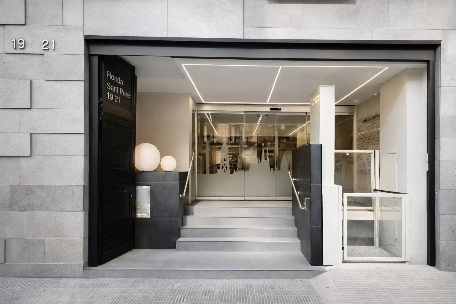 Oficina de alquiler en Ronda de Sant Pere, 19, Dreta de l'Eixample, Eixample