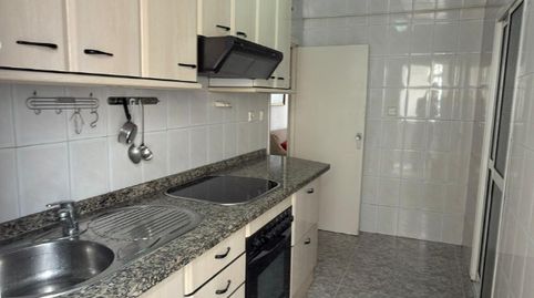 Foto 5 de Piso en venta en Calle Frigiliana, Los Guindos - Parque Mediterráneo - Santa Paula, Málaga Capital