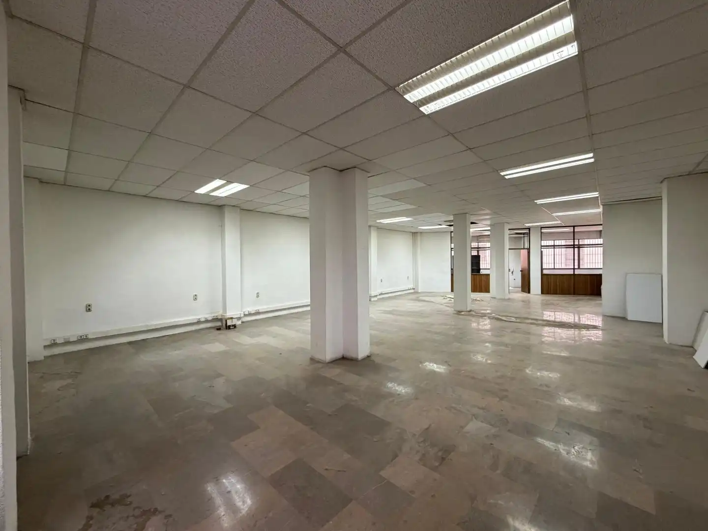 Oficina de lloguer a Centro