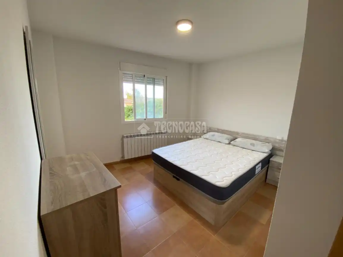Habitación de Piso en venta en Yunquera de Henares con Calefacción