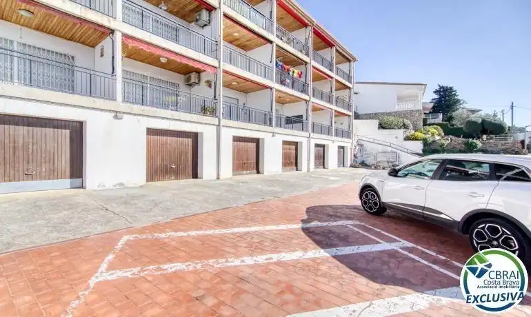 Parking de Apartamento en venta en Roses con Aire acondicionado, Jardín privado y Terraza