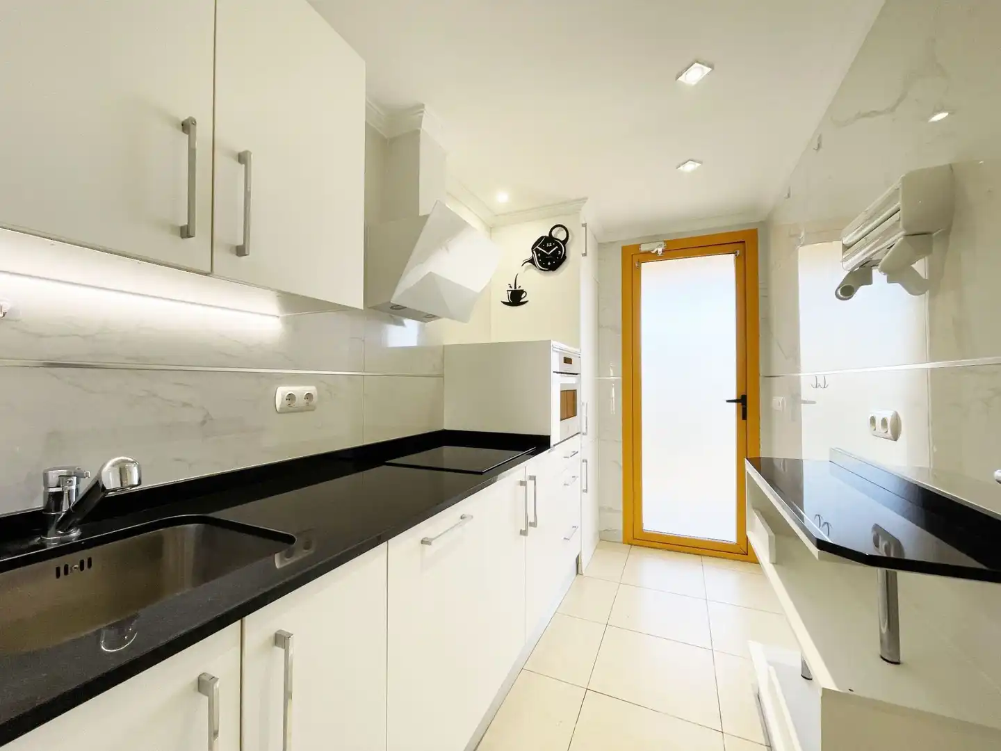 Kitchen of Apartments for sale in Calpe / Calp
