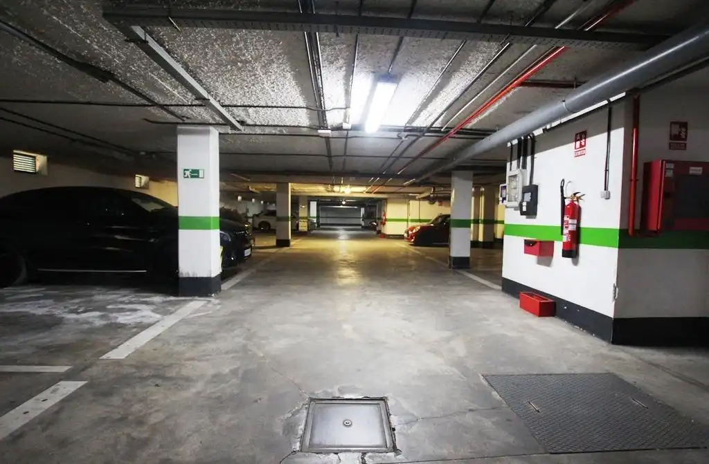 Parkplatz von Wohnung zum Verkauf in Jerez de la Frontera mit Klimaanlage, Heizung und Parkett