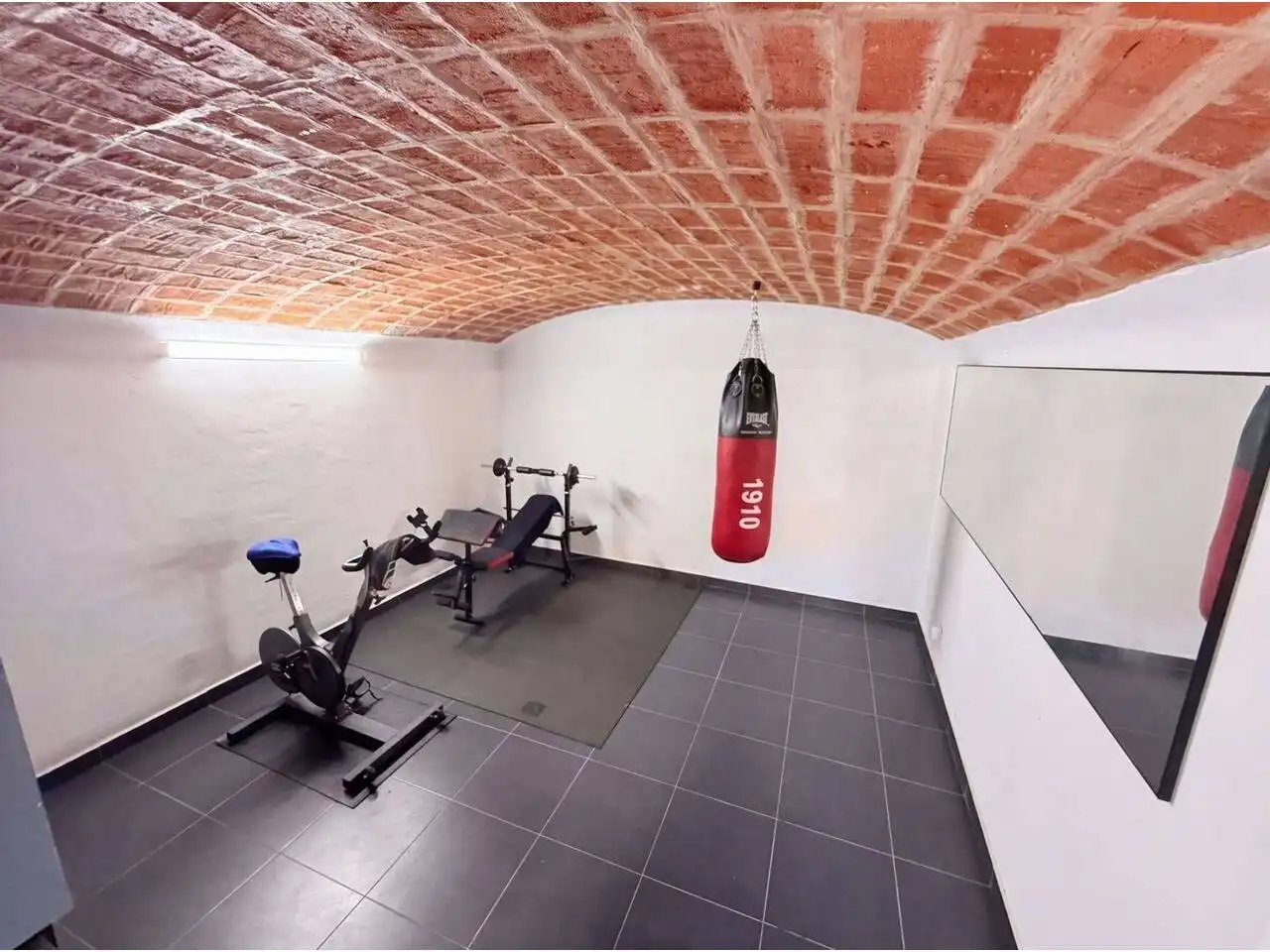 Casa con piscina en venta en Centre - Nucli Antic, imagen 24