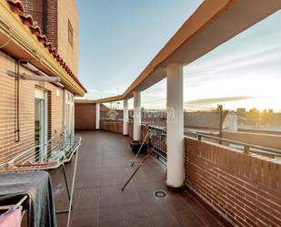 Terrace of Duplex for sale in  Madrid Capital