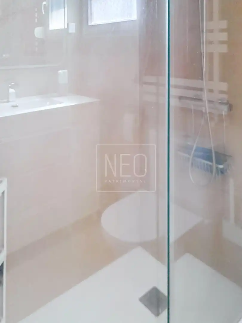 Bathroom of Flat for sale in Leganés  with Air Conditioner, Heating and Terrace