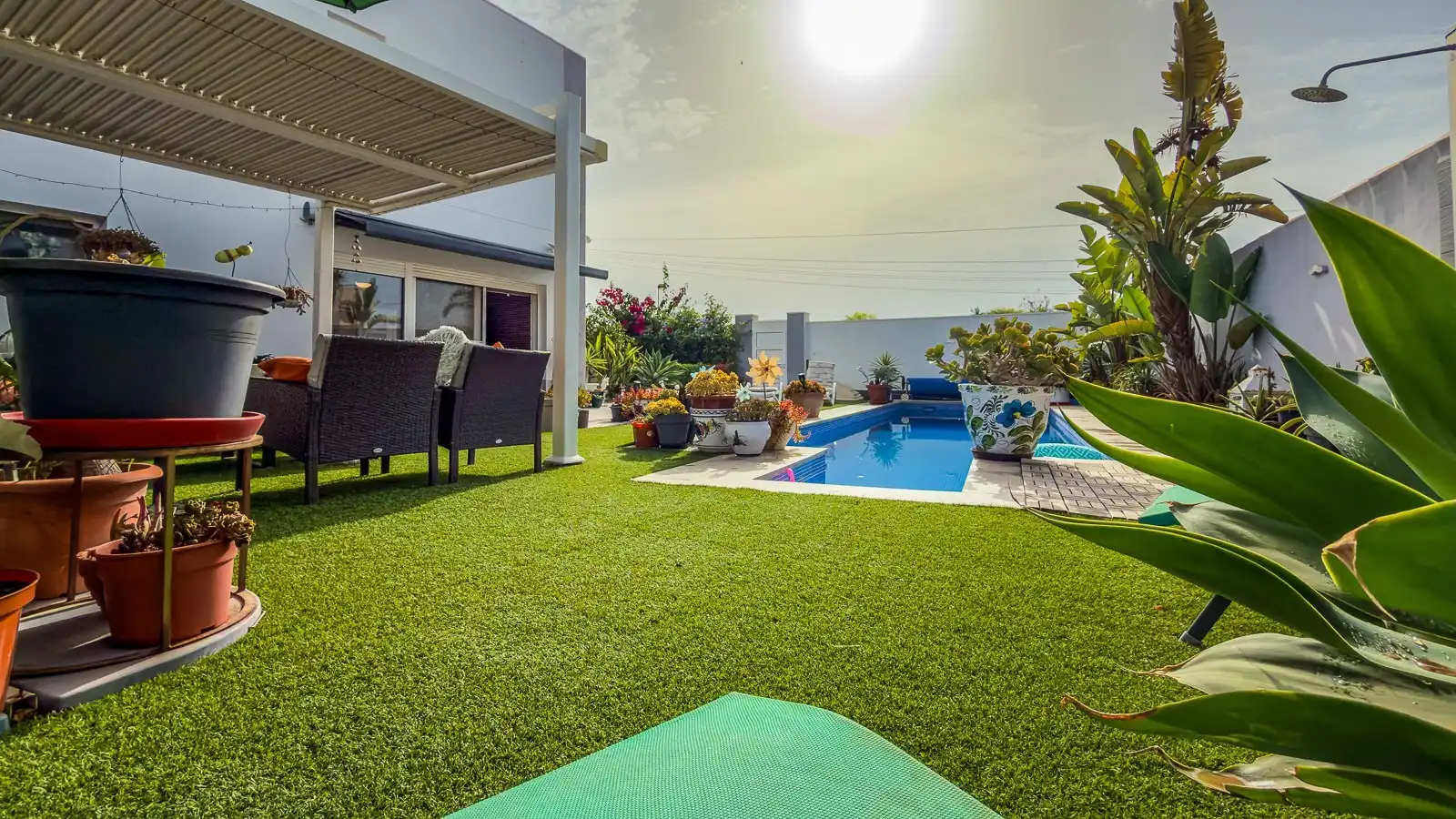Terrassa de Casa o xalet en venda en Torrevieja amb Jardí privat, Terrassa i Traster