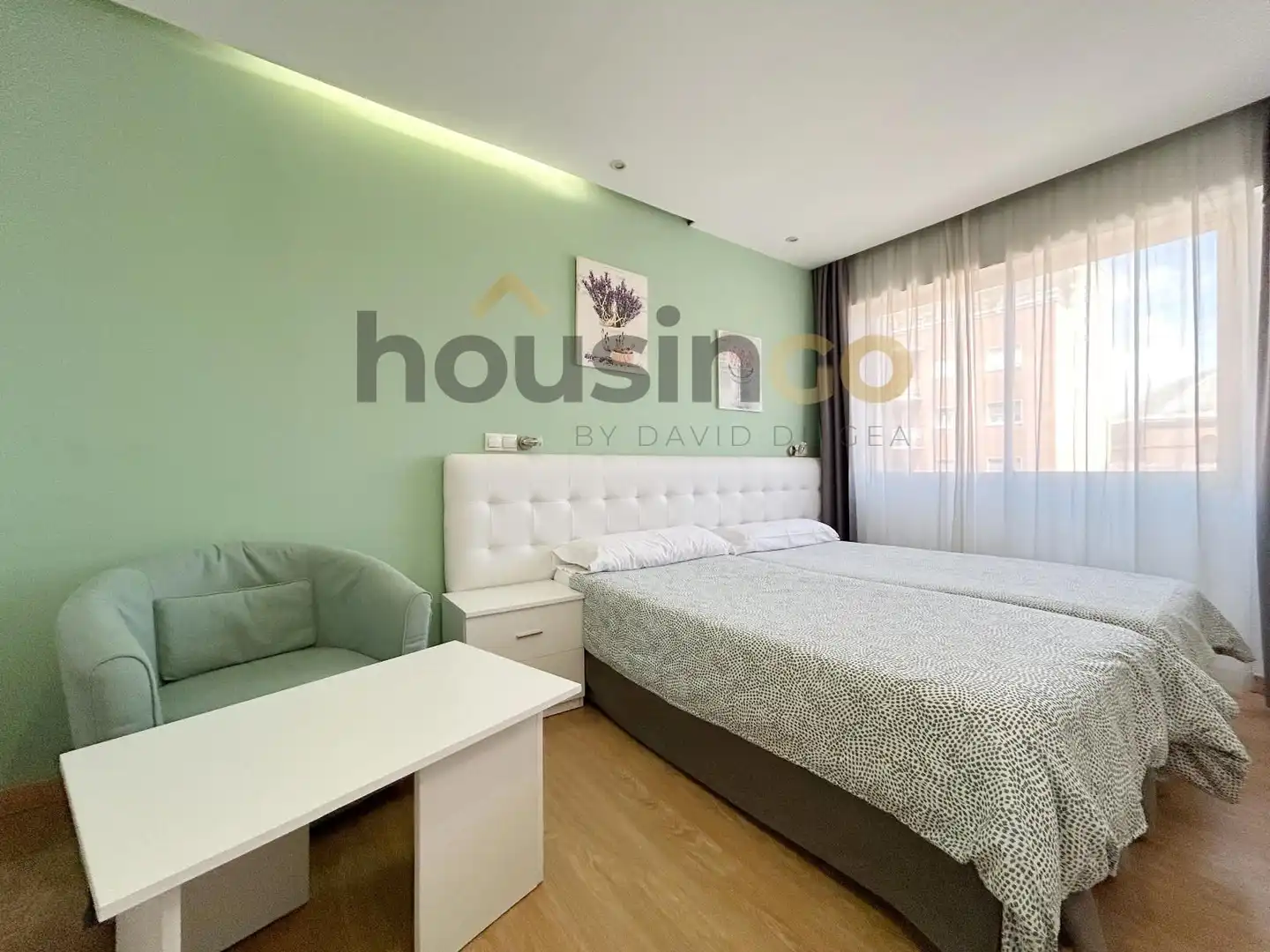 Habitación de Estudio de alquiler en Madrid con Aire acondicionado, Calefacción y Amueblado