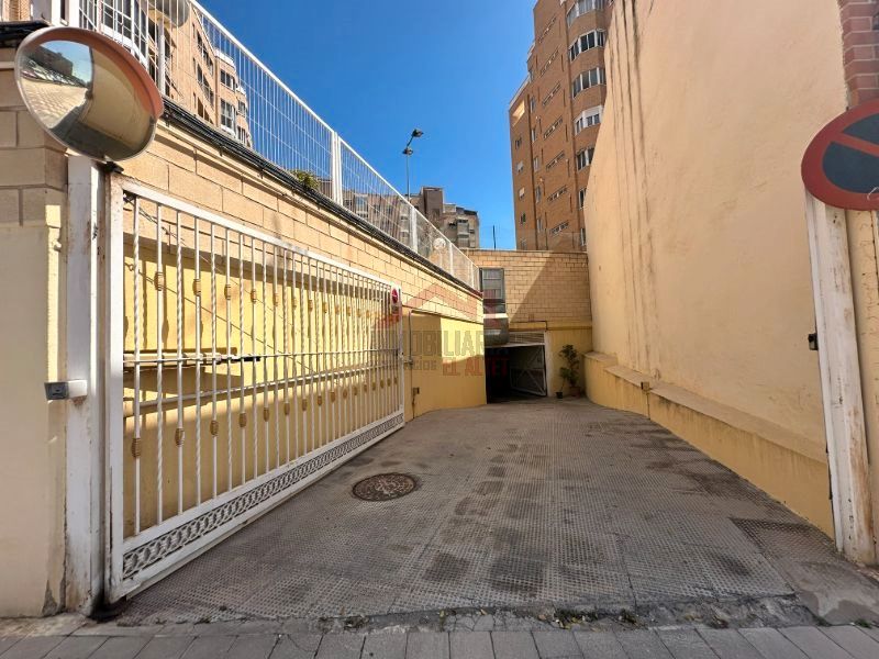 Exterior view of Garage for sale in Alicante / Alacant