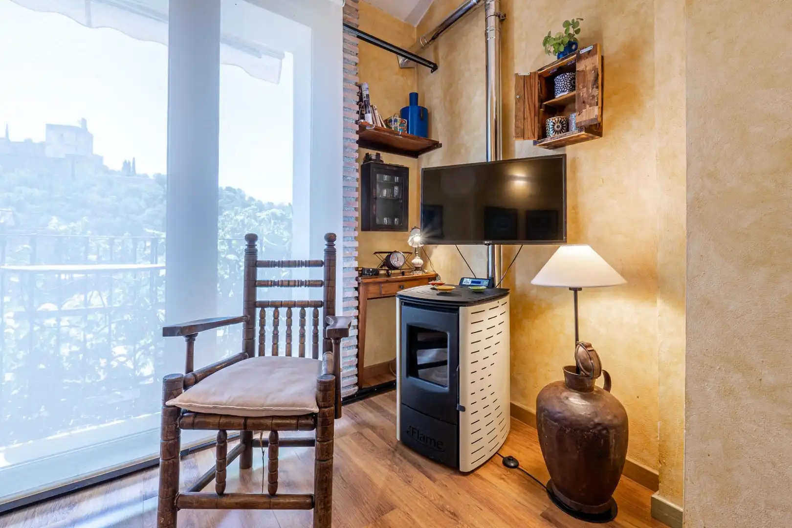 Habitación de Casa o chalet en venta en Granada con Terraza y Balcón