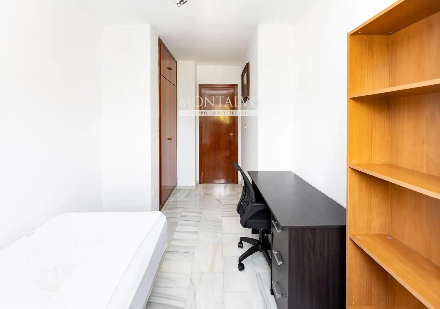 Bedroom of Flat for rent in Granada  with Terrace and Furnished