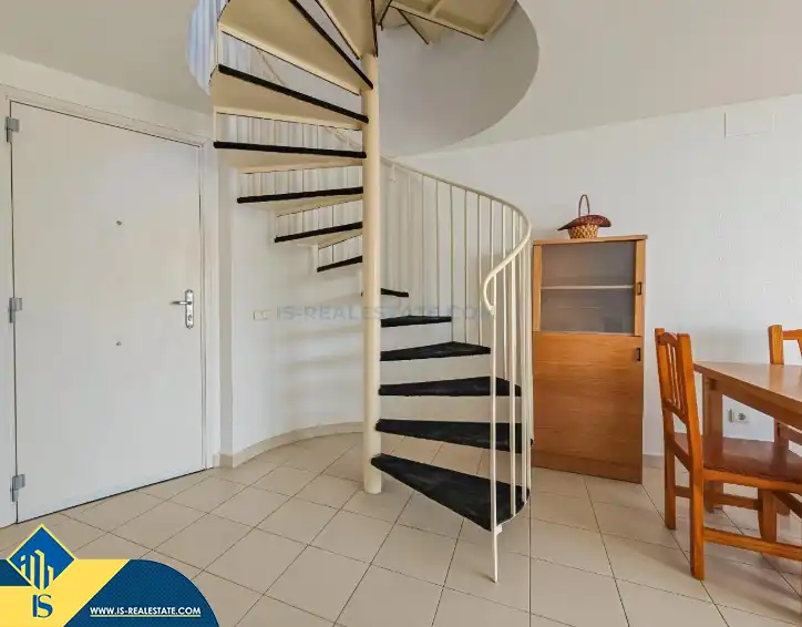 Dúplex en venta en Guardamar del Segura con Terraza, Amueblado y Piscina comunitaria