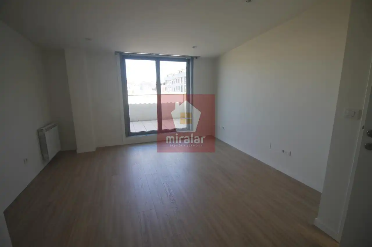 Sala d'estar de Àtic en venda en Salvaterra de Miño amb Calefacció i Traster