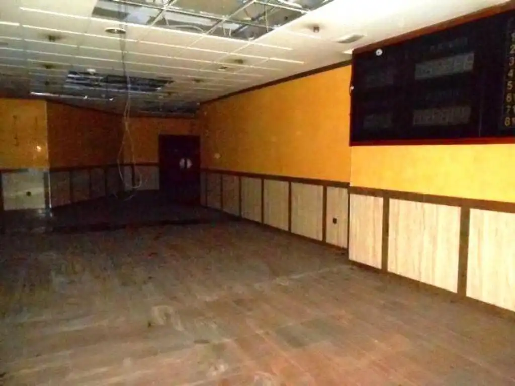 Local comercial en venda a Calle la Carolina, imagen 8