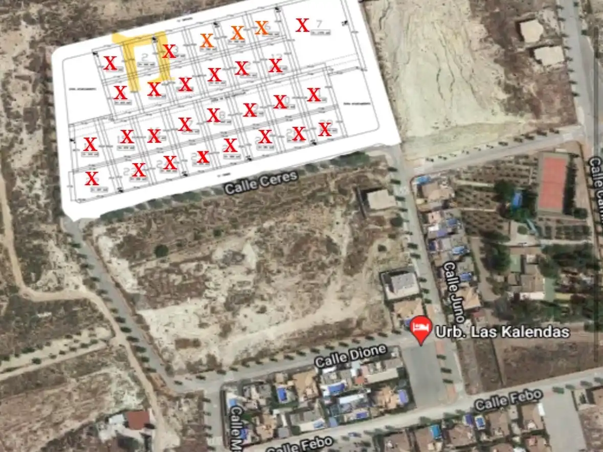Residential land for sale in Calle Detoito 15