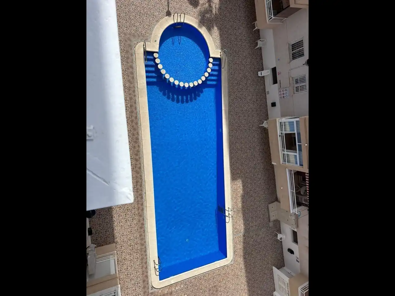 Piscina de Planta baixa en venda en Torrevieja amb Aire condicionat, Calefacció i Piscina