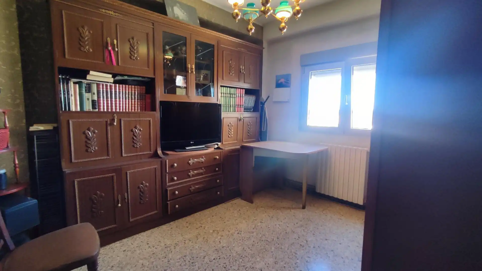 Living room of Flat for sale in Zaragoza  with Air Conditioner, Heating and Terrace