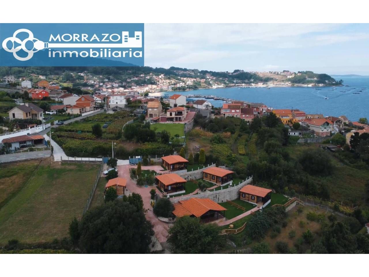 Vista exterior de Casa o xalet en venda en Bueu amb Calefacció, Terrassa i Moblat