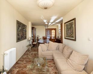 Living room of Flat for sale in  Granada Capital  with Heating