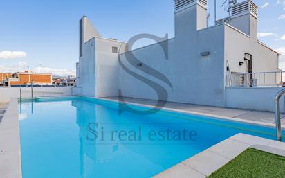 Swimming pool of Duplex for sale in  Barcelona Capital  with Air Conditioner and Swimming Pool