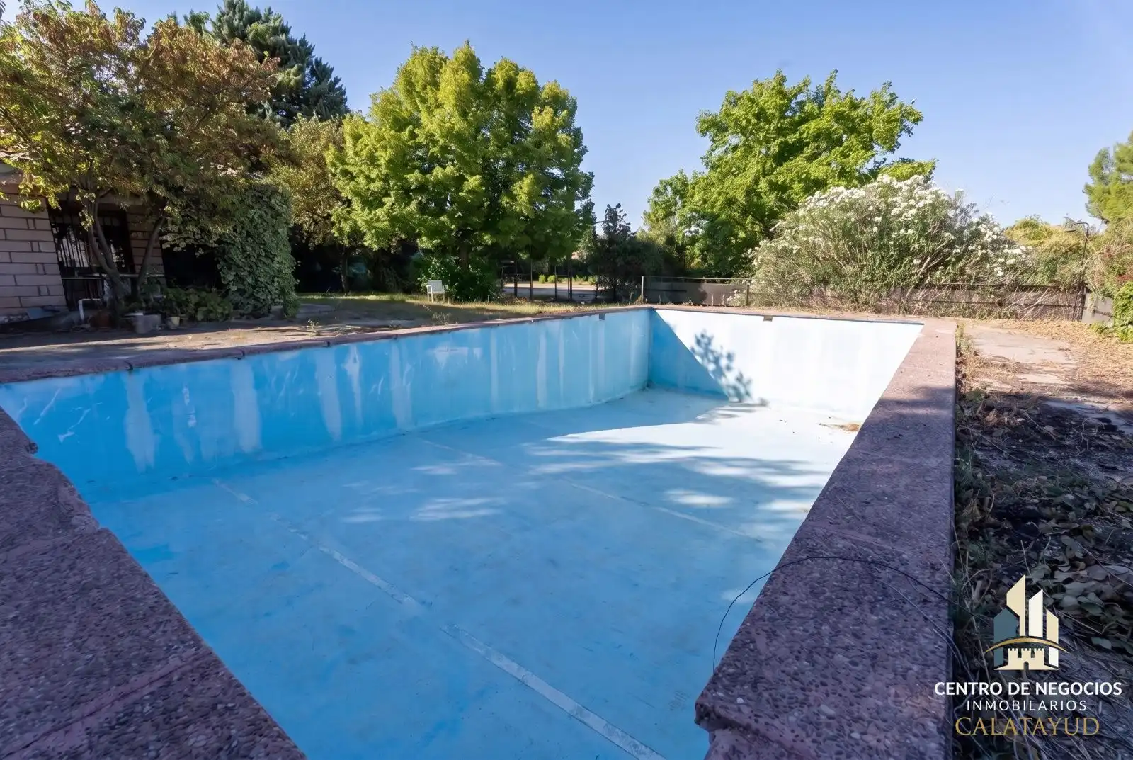 Piscina de Casa o xalet en venda en Calatayud amb Aire condicionat, Calefacció i Piscina