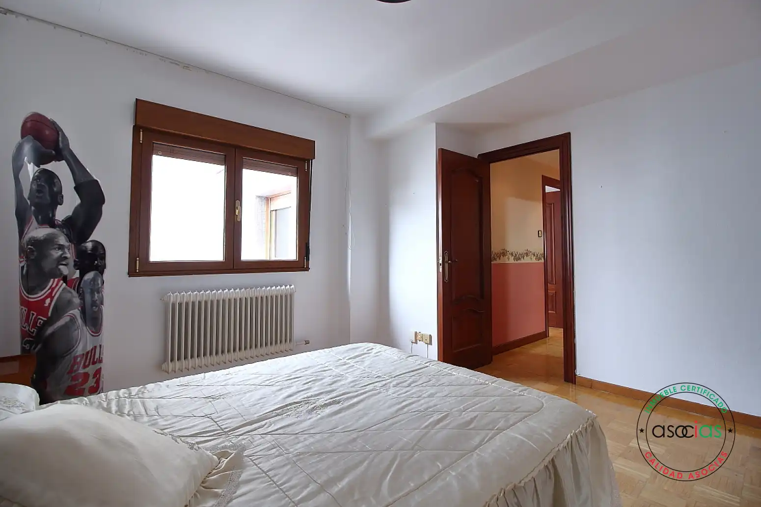 Habitación de Piso en venta en Gijón  con Calefacción y Parquet