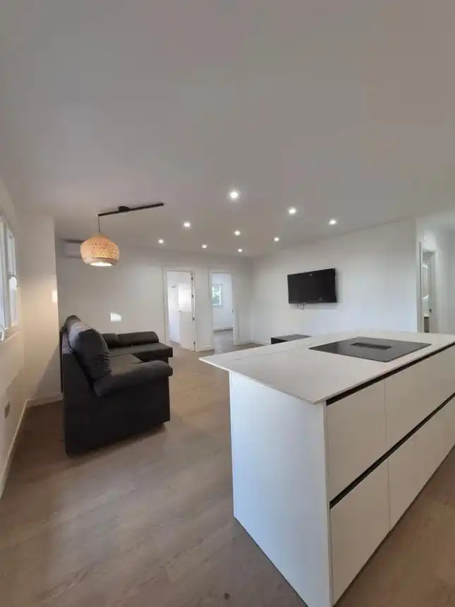 Sala de estar de Piso de alquiler en Torremolinos con Aire acondicionado, Terraza y Amueblado