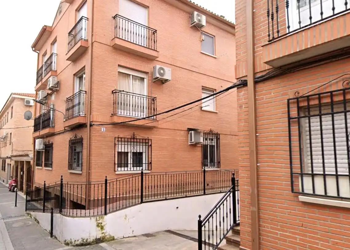 Vista exterior de Piso en venta en Gerindote